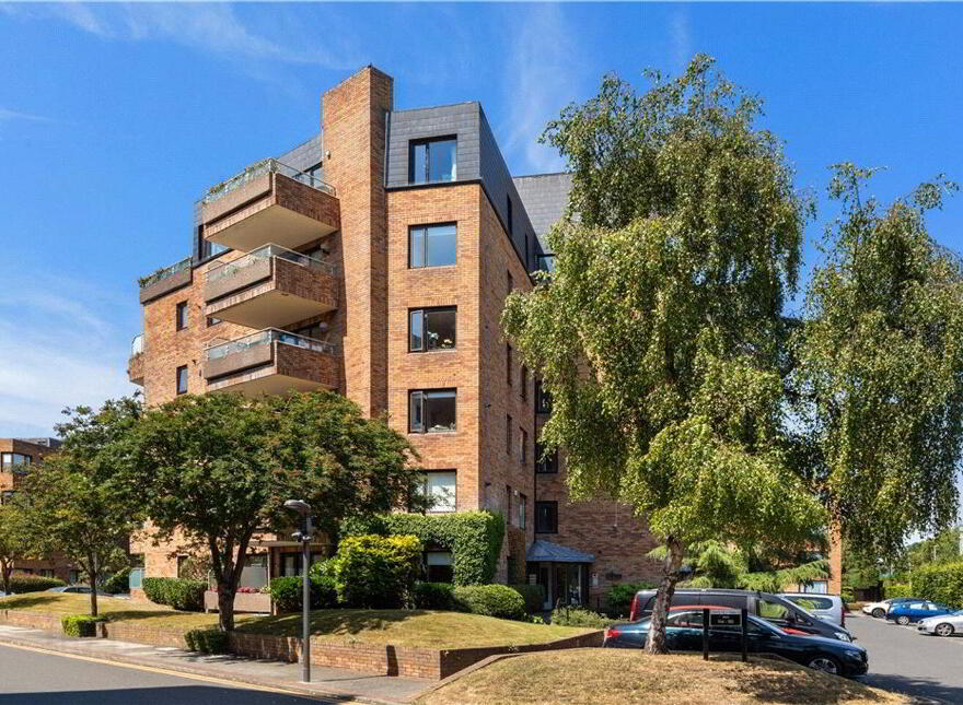 124 Merrion Village, Ballsbridge, Ballsbridge, D04XE95 photo