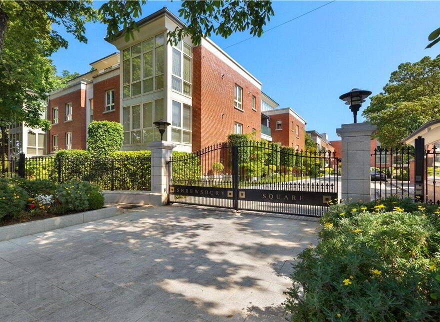 Penthouse, 70/80 Shrewsbury Square, Sandymount Avenue, Ballsbridge, Ballsbridge, D04HH02