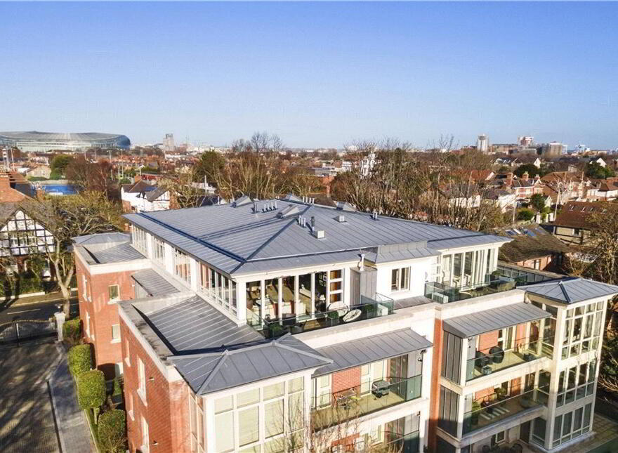 Penthouse, 70/80 Shrewsbury Square, Sandymount Avenue, Ballsbridge, Ballsbridge, D04HH02