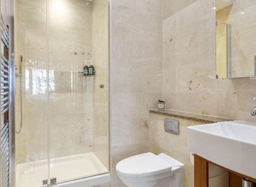 Penthouse, 70/80 Shrewsbury Square, Sandymount Avenue, Ballsbridge, Ballsbridge, D04HH02