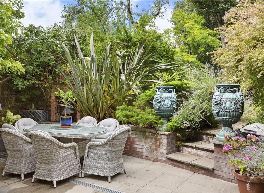 36 Lansdowne Road, Ballsbridge, Ballsbridge, D04T6H3