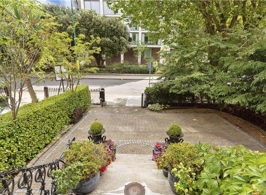 36 Lansdowne Road, Ballsbridge, Ballsbridge, D04T6H3