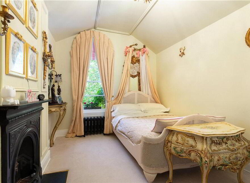 36 Lansdowne Road, Ballsbridge, Ballsbridge, D04T6H3