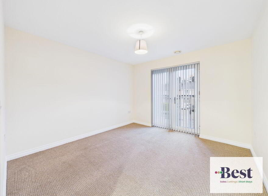 Apartment 6 96-98 Glenarm Road, Larne, BT40 1DS