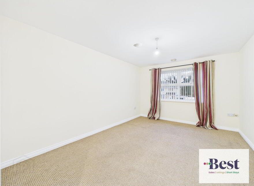 Apartment 6 96-98 Glenarm Road, Larne, BT40 1DS