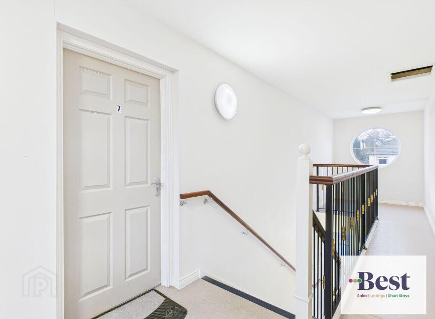 Apartment 7 96-98 Glenarm Road, Larne, BT40 1DS photo
