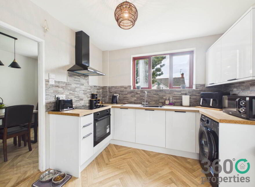 1 Glenariff Crescent, Ballymena, BT43 6ET
