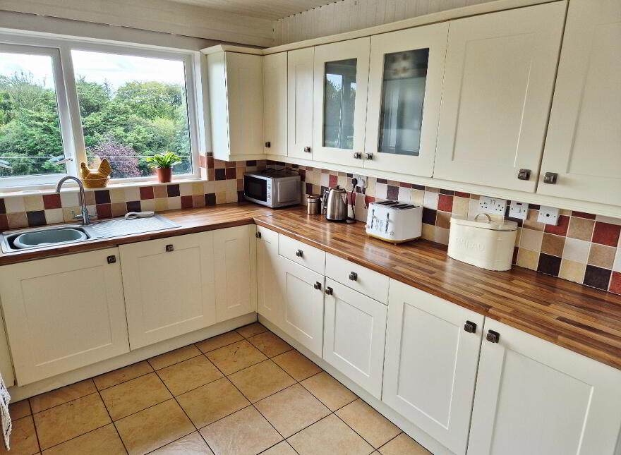 10 Dunderg Park, Macosquin, Coleraine, BT51 4LF
