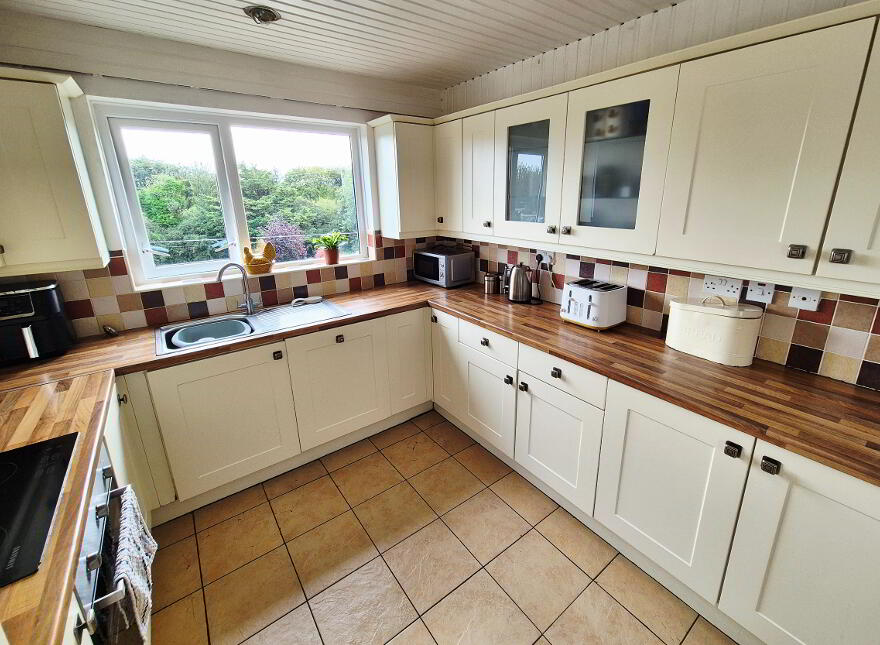 10 Dunderg Park, Macosquin, Coleraine, BT51 4LF