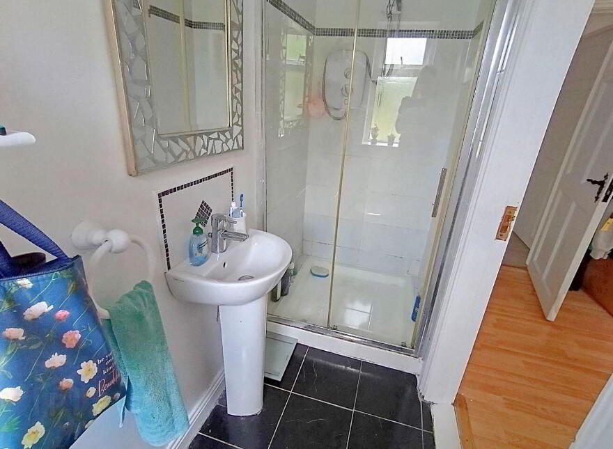 28 Parkroe Heights, Ardnacrusha, Parteen, V94H7R8