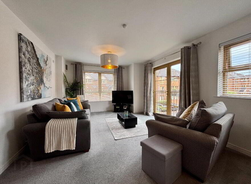 19 Forestgrove, Belfast, BT8 6AR