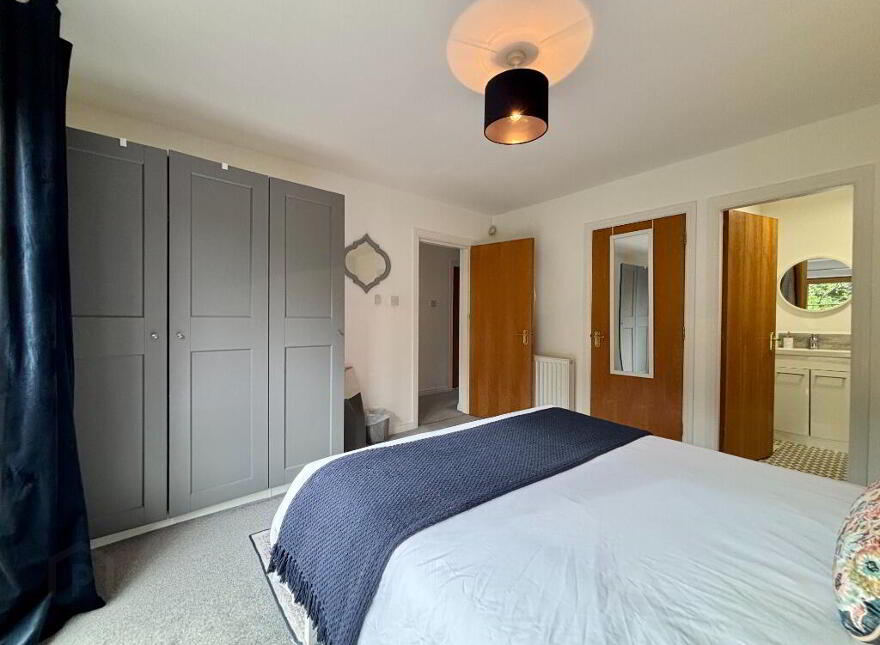 19 Forestgrove, Belfast, BT8 6AR