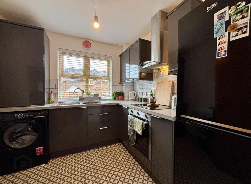 19 Forestgrove, Belfast, BT8 6AR