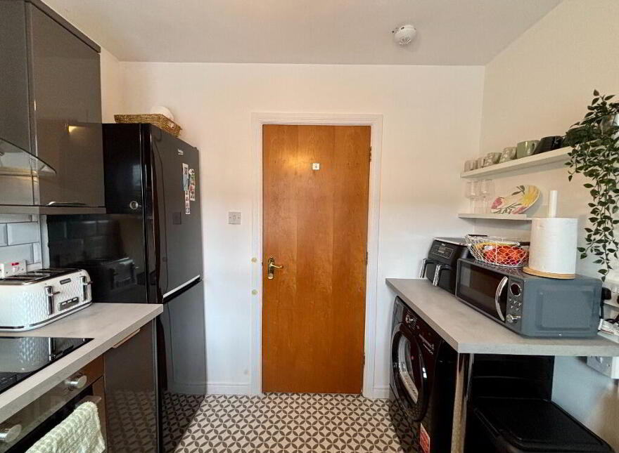 19 Forestgrove, Belfast, BT8 6AR