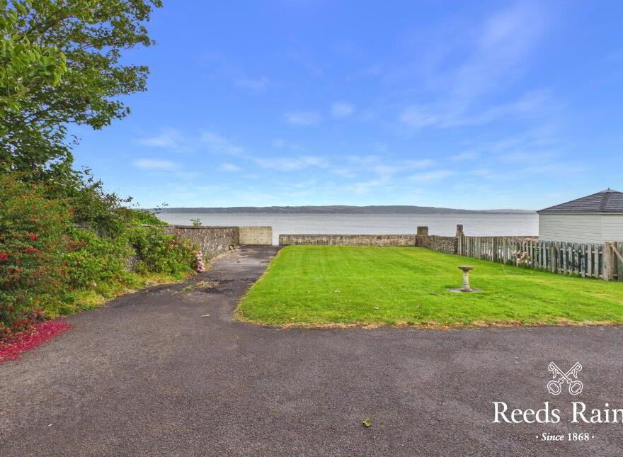 7 Shore Road, Greenisland, Carrickfergus, BT38 8UA