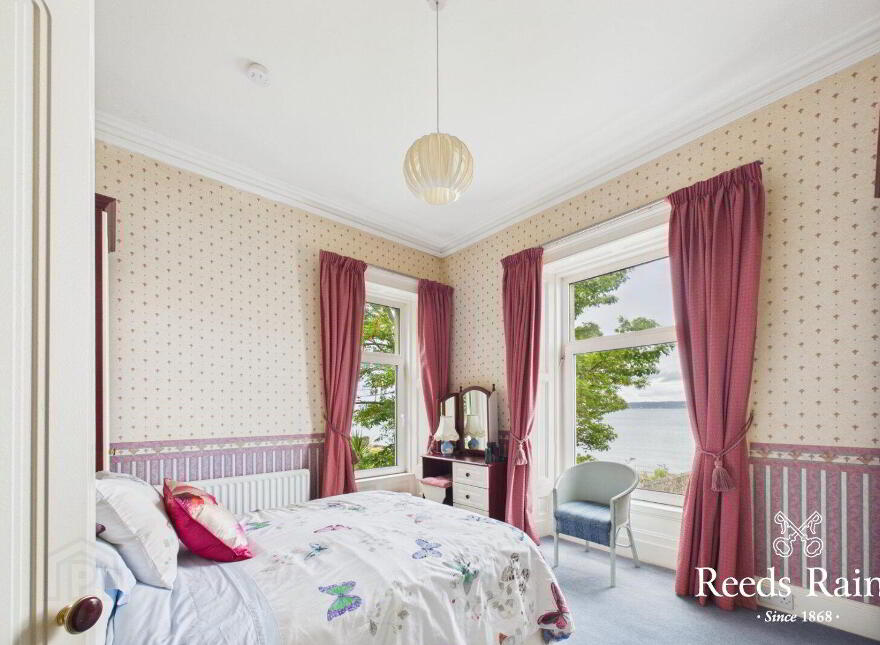 7 Shore Road, Greenisland, Carrickfergus, BT38 8UA