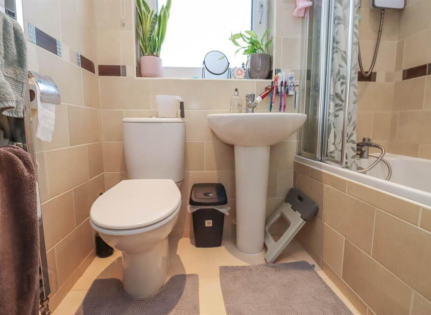 103 Dunleady Park, Dundonald, Belfast, BT16 1JX