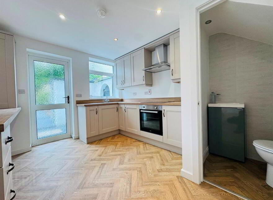 48 Kings Avenue, Doagh Road / Station Road, Newtownabbey, BT37 0DE