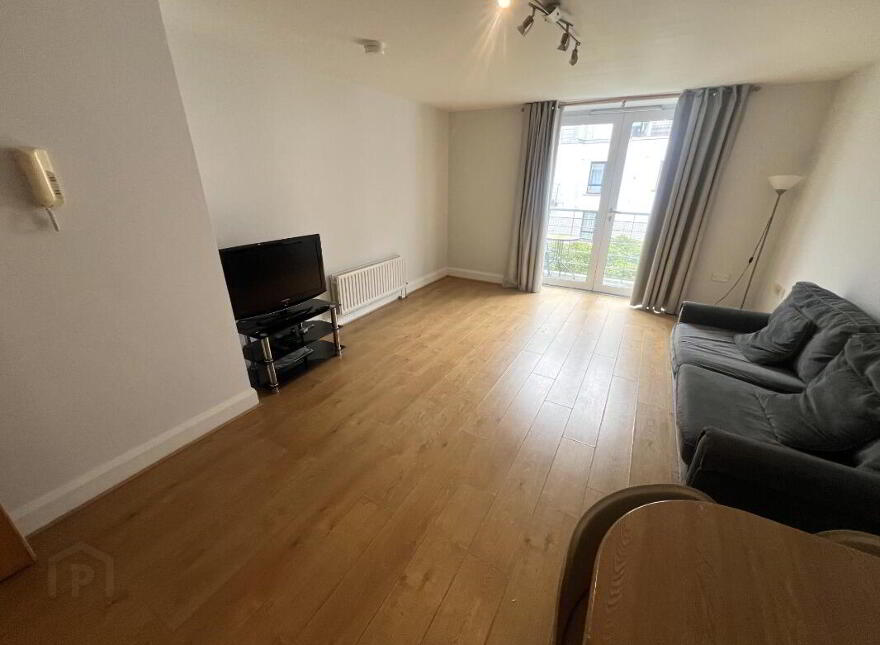 C3.4 Whitehall Square, Belfast, BT12 5EG
