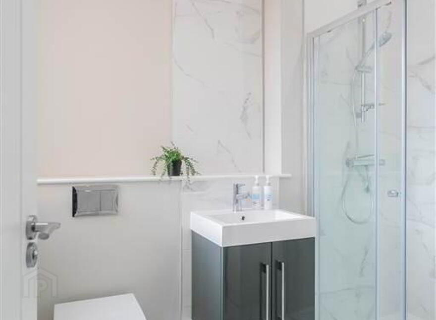 Apartment 5 Quarter Wood 129 Old Dundonald Road, Belfast, BT16 1DL
