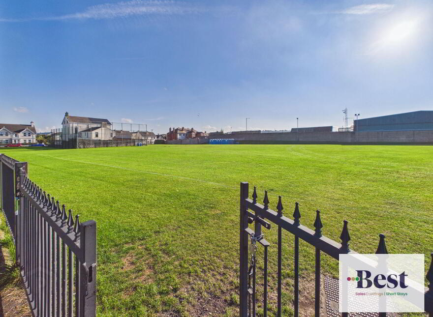 Flat 1 10, Chaine Memorial Road, Larne, BT40 1AD