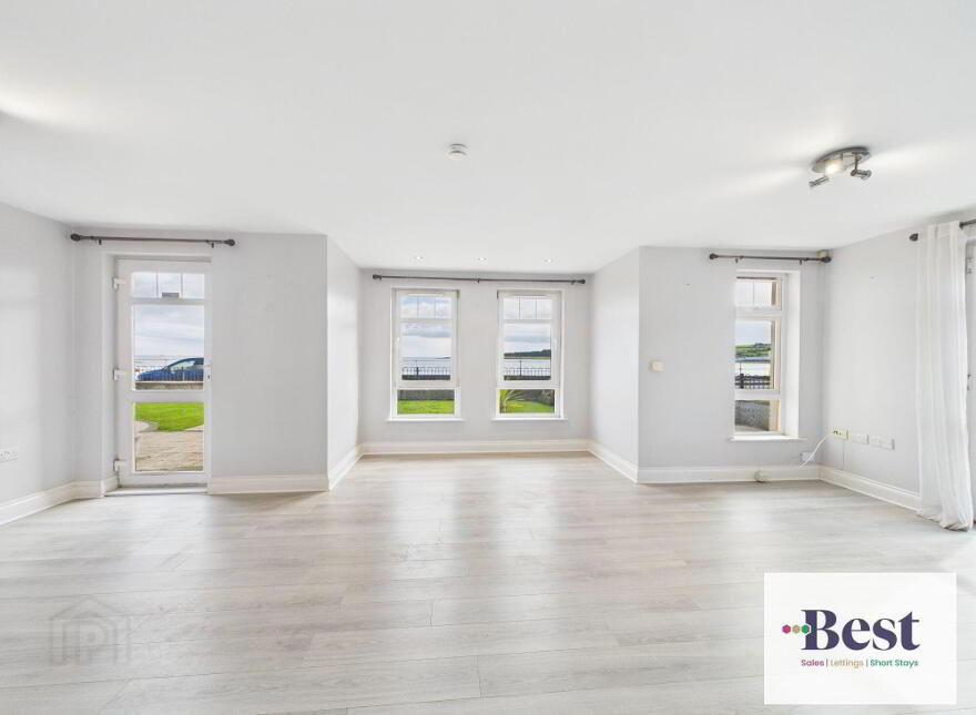 Flat 1 10, Chaine Memorial Road, Larne, BT40 1AD