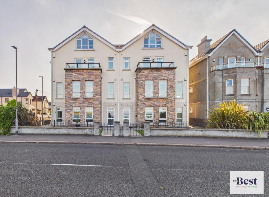 Flat 1 10, Chaine Memorial Road, Larne, BT40 1AD
