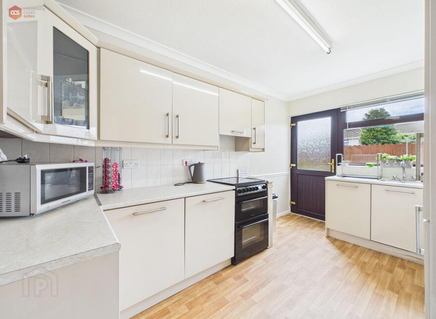 10 Meadowvale, Portrush, BT56 8LY