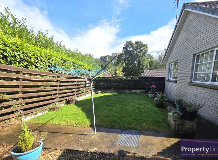 24 Ashley Avenue, Armagh, BT60 1HD
