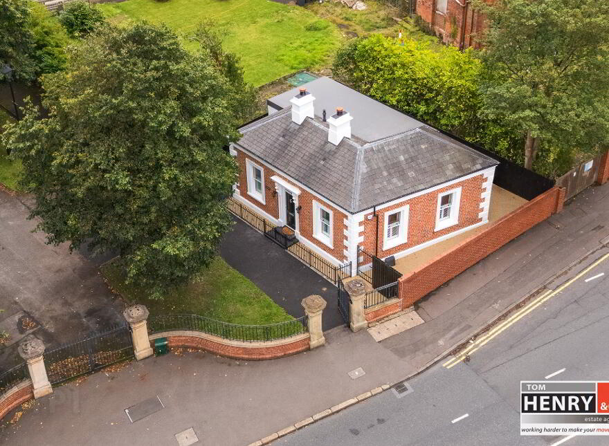 1A Malone Park, Lisburn Road, Belfast, BT9 6NH