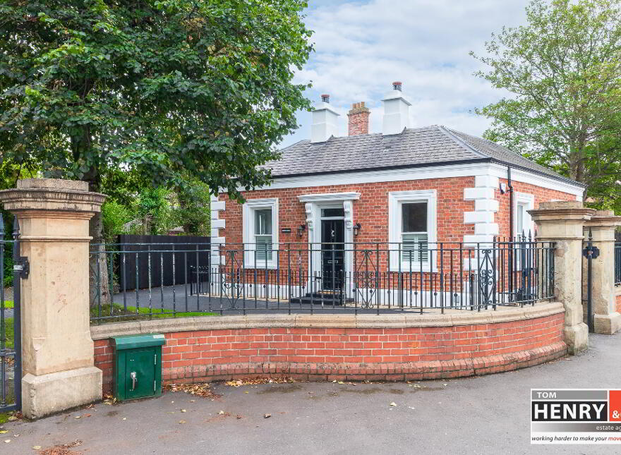 1A Malone Park, Lisburn Road, Belfast, BT9 6NH
