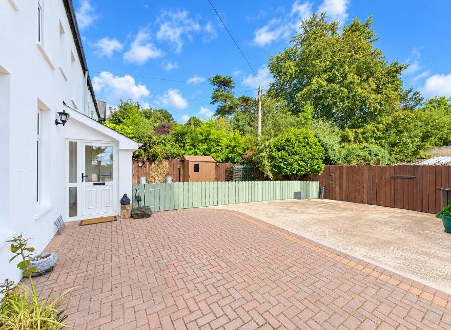 24A Woodburn Road, Carrickfergus, BT38 8PX