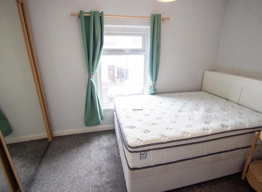 67 Rockmore Road, Falls Road, Belfast, BT12 7PD