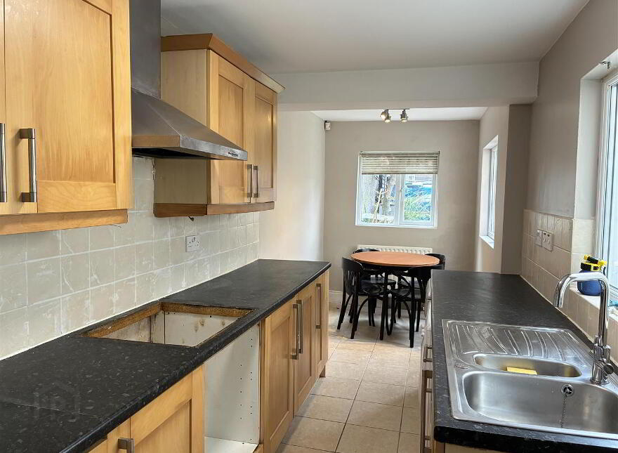 16 Windsor Road, Lisburn Road, Belfast, BT9 7FQ