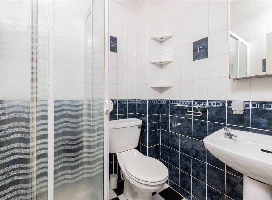 Apartment 6 Aston Abbey 10 Aston Quay, Temple Bar, Temple Bar, D02A592