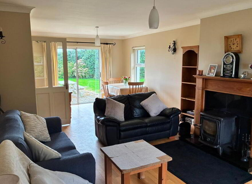 12 Cluainin Na Mbo, Carrowhubbock South, Enniscrone, F26C1F2