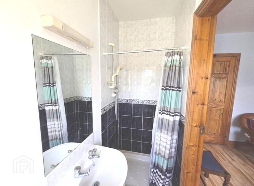 12 Meadow Court, Moylough, H53Y768