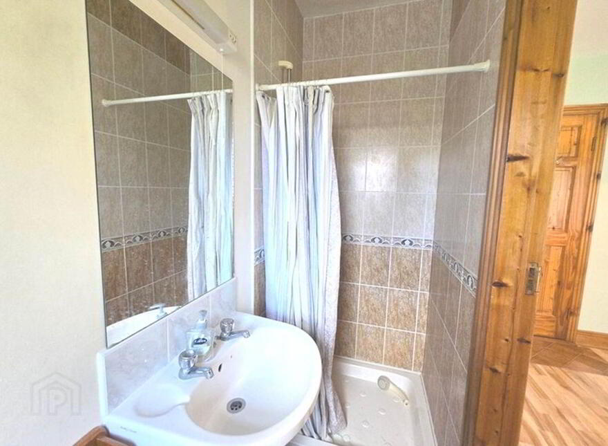 12 Meadow Court, Moylough, H53Y768