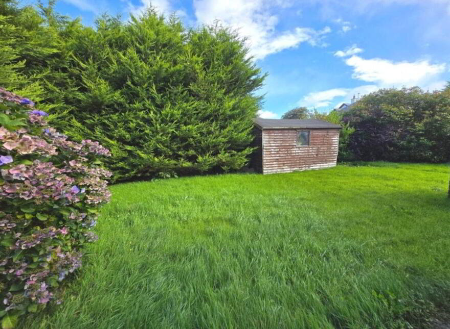12 Meadow Court, Moylough, H53Y768