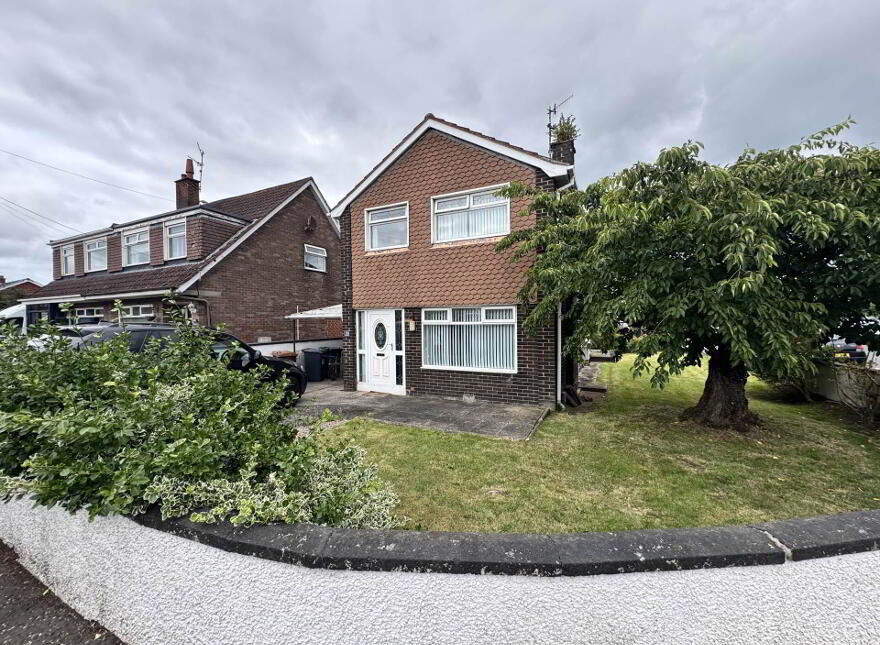 83 Victoria Road, Carrickfergus, BT38 7JL