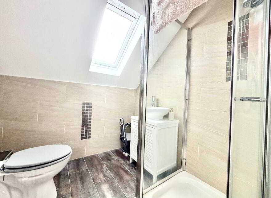 18 Bracken Close, Omagh, BT78 5RR