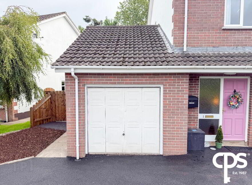 1 Mellifont Court, Armagh, BT61 9EX