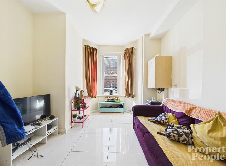 APT 1, 13 Jubilee Avenue, Belfast, BT15 3BX