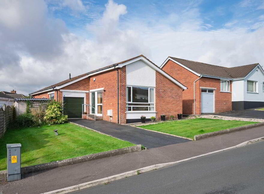 4 Chippendale Vale, Bangor, BT20 4QJ photo