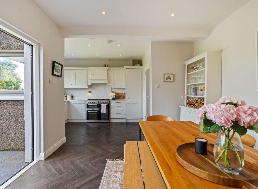 87 Woodvale Road, Beaumont, Blackrock, T12E8NT