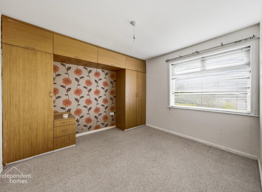 63 Killyglen Road, Larne, BT40 2HX