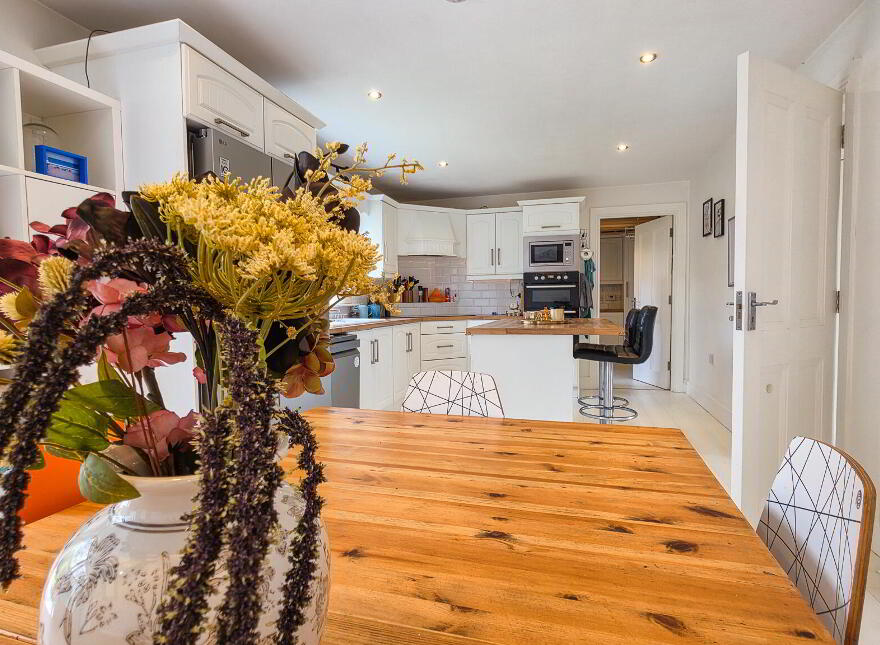 1 Chestnut Grove, Tulsk, F45TR70