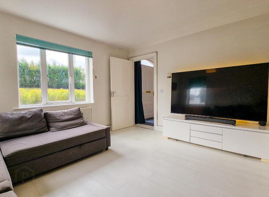 1 Chestnut Grove, Tulsk, F45TR70