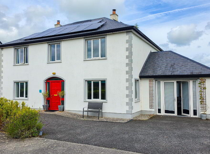 1 Chestnut Grove, Tulsk, F45TR70
