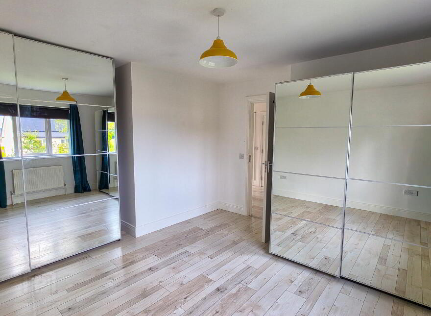 1 Chestnut Grove, Tulsk, F45TR70